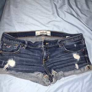 Ripped hollister shorts